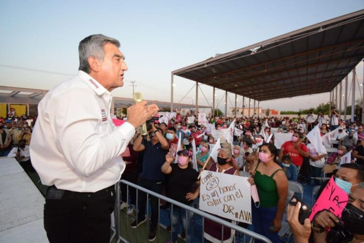 ‘Es un honor estar con el mejor’, gritan a Américo
