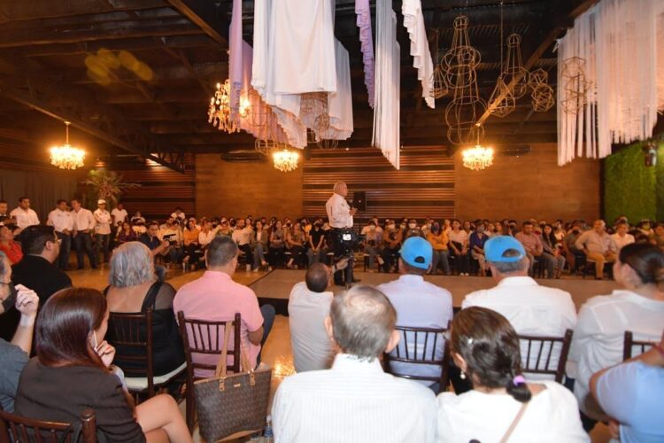 Se compromete Truko con artistas tamaulipecos