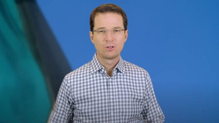 En su calidad de prófugo, Ricardo Anaya pide unidad de la oposición para ganar a Morena en 2024