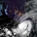 ‘Agatha’ toca tierra al oeste de Puerto Ángel, Oaxaca; temen desbordamientos