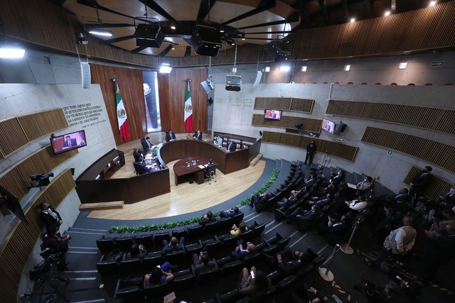Exonera TEPJF a AMLO de actos anticipados de precampaña y campaña denunciados por el PAN