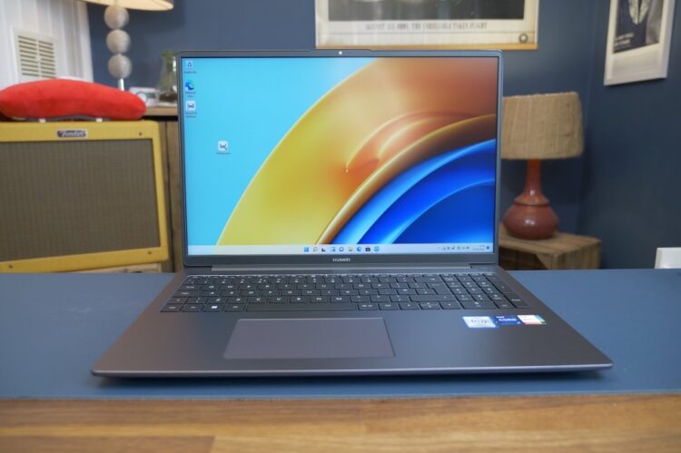 El nuevo huawei MateBook D16 de 12va generación