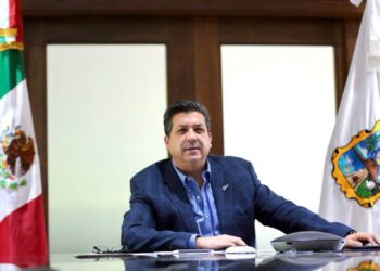 Recibe oficina de Cabeza de Vaca carta de Américo que notifica Comisión de Transición