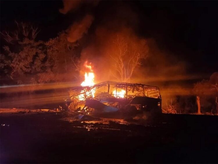 Choque entre pipa y autobus deja al menos 15 muertos en carretera de Tamaulipas