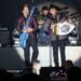 Los Tigres del Norte anuncian la muerte de su madre en pleno concierto en Querétaro