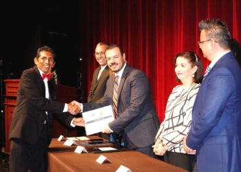 Destaca rector logros académicos de la Facultad de Música de la UAT