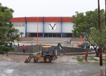El gobernador Américo Villarreal presidirá honores en la UAT el lunes 28