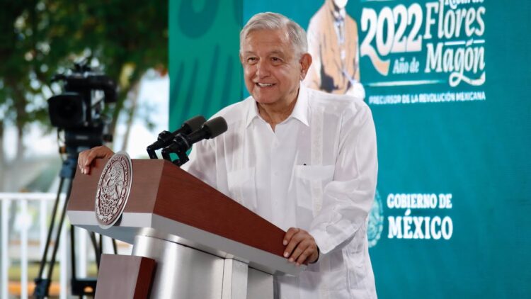 Semar ha recaudado 1 billón de pesos en aduanas: AMLO