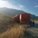 Tráiler pierde control a la altura de Jaumave; conductor sale ileso