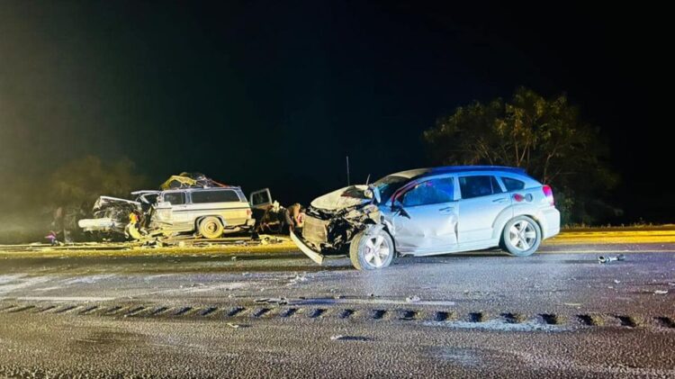Muere una persona y 3 más salen lesionadas en choque a la altura del Parque Eólico Tres Mesas