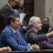 Legisladores apabullan a Santiago Creel por ocultar que negoció presencia de militares armados