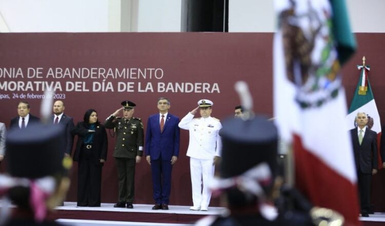 En celebración del Día de la Bandera AVA llama a jóvenes a aprovechar oportunidades del humanismo