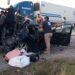 Choque entre 2 carros y autobús deja una mujer muerta y varios lesionados frente a ‘El Tinieblo’