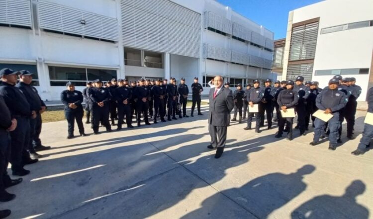 Entrega USJT más elementos capacitados en readiestramiento policial con énfasis en derechos humanos