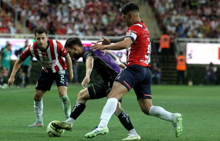 Chivas  golea 4-1 a Mazatlán y pasa directo a la liguilla; los de Sinaloa tendrán que pagar $33 millones