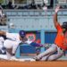 En juego polémico con dos expulsiones Dodgers vence  8-7 a los Astros de Houston