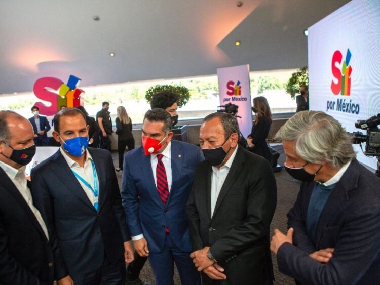 Marko Cortés apuñala a Ebrard por la espalda y luego cínicamente lo invita al Frente Amplio por México