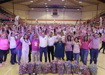 Realiza UAT ‘Conciencia Rosa: Bailando con Causa’ en la lucha contra el cáncer