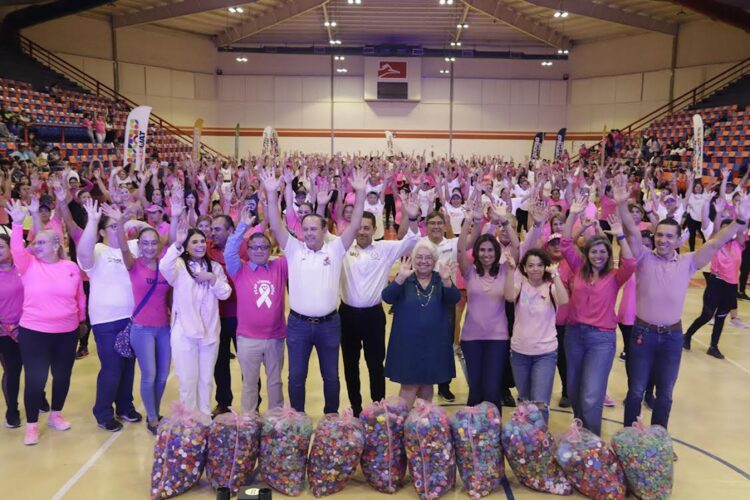 Realiza UAT ‘Conciencia Rosa: Bailando con Causa’ en la lucha contra el cáncer
