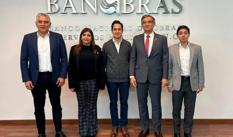 Américo presenta proyectos ante BANOBRAS para transformar el transporte
