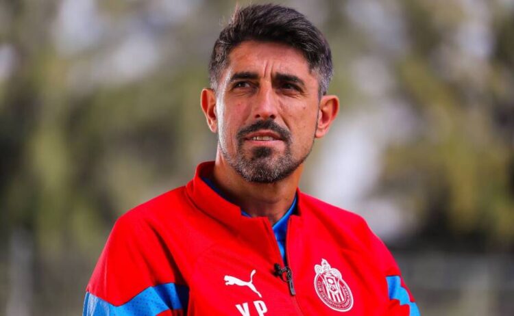 Con un pie fuera, Paunovic dice sentirse decepcionado por el desempeño de Chivas