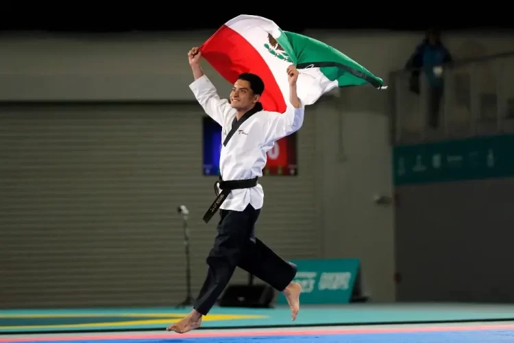 Gana México medallas de oro y bronce en taekwondo en Juegos Panamericanos Santiago 2023