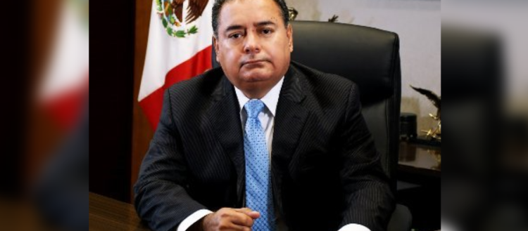 A salto de mata, ex fiscal cabecista dice tener fuero y el PJF lo reinstalará; llama usurpador a su sustituto