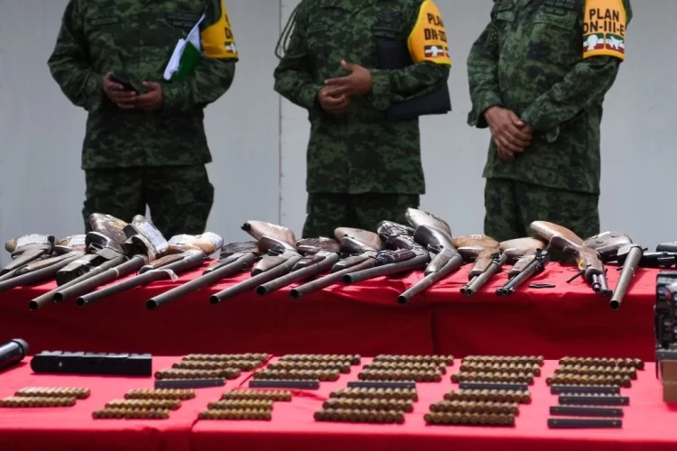 Vinculan a proceso a 10 individuos detenidos con armas largas en Chiapas