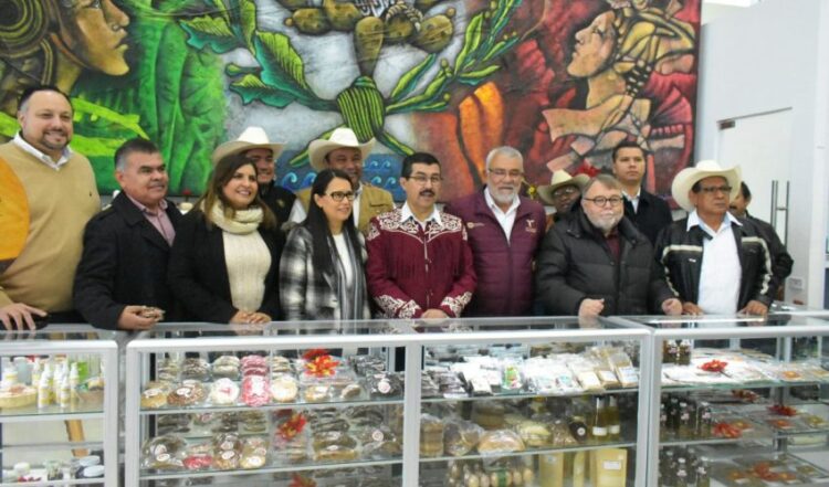 El Gobierno del Estado promueve productos rurales en la Torre Bicentenario