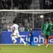 Honduras gana 2-0 a un agobiado Tri de México y complica su pase a la Copa América
