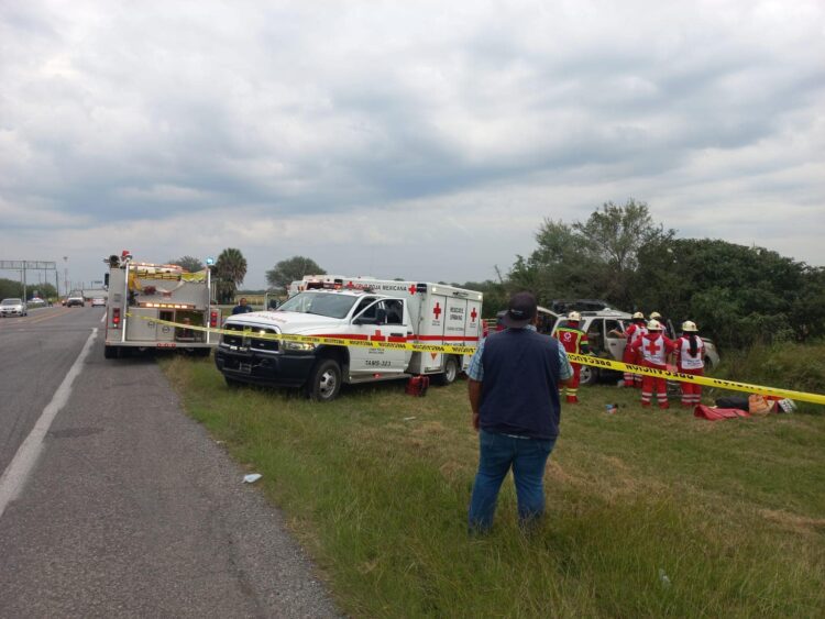 Incendio de vehículo deja 7 personas lesionadas  a la altura de la ‘joroba’ de Güémez