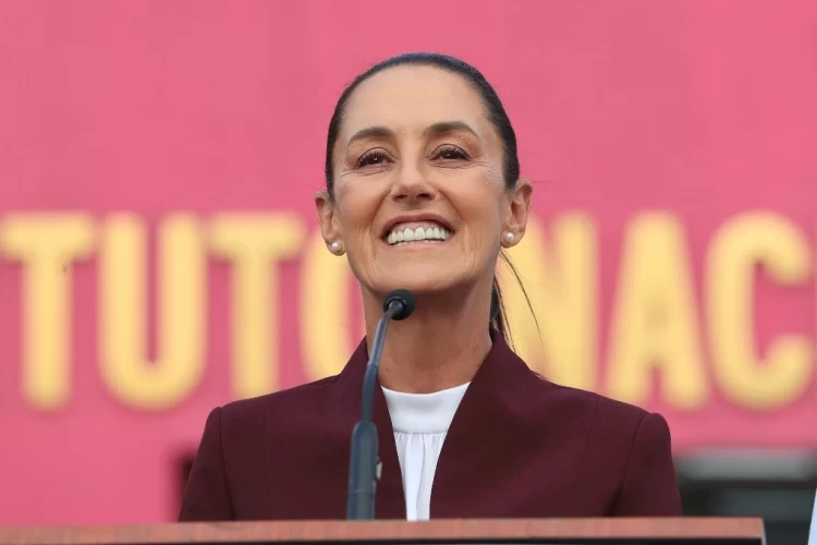 Acusa Sheinbaum que el INE quitó a 35 mil mexicanos la posibilidad de votar en el extranjero
