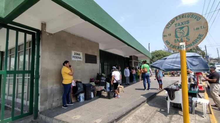 El viacrucis de Santacruz: Tarda Hospital del IMSS de Madero en atenderlo y queda incapacitado