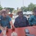 Vendedores ambulantes objetan al alcalde mantenido de Victoria por mentiroso y racista