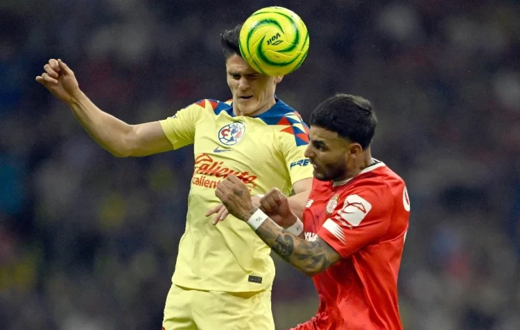 El América ‘masacra’ 5-0 al Toluca  y se reafirma en el liderato
