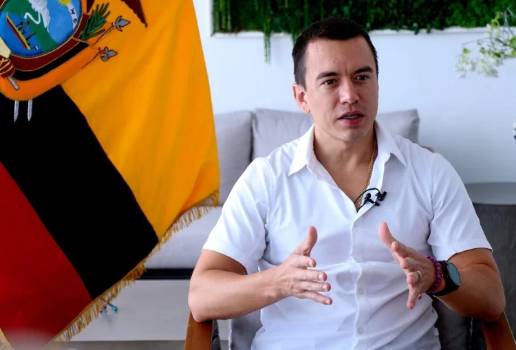 Después de ataque a embajada de México Noboa pierde apoyo  en Ecuador y se aferra al FMI y a EU