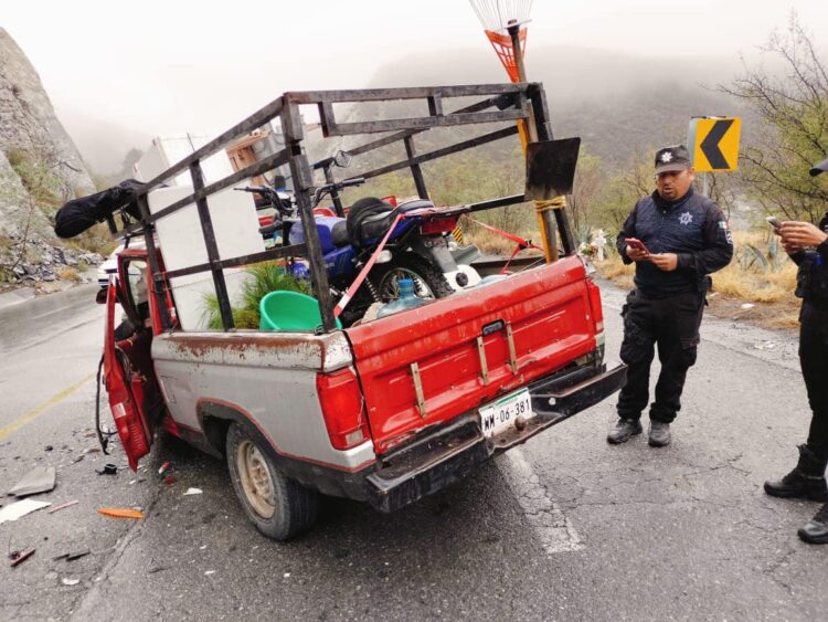 Choque entre Ford Ranger y tráiler deja un lesionado este lunes en la Rumbo Nuevo