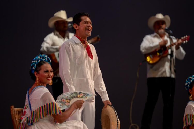 Presenta la UAT con gran éxito su Festival del Día Internacional de la Danza