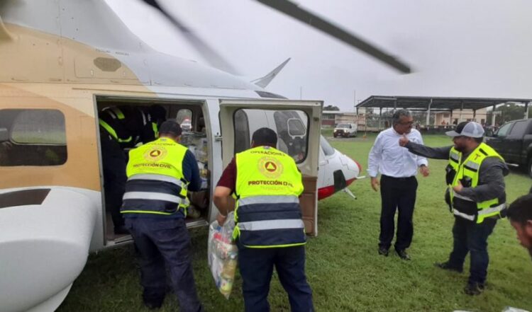 Envía AVA 4 helicópteros para facilitar traslado de alimentos y medicinas a comunidades de Hidalgo