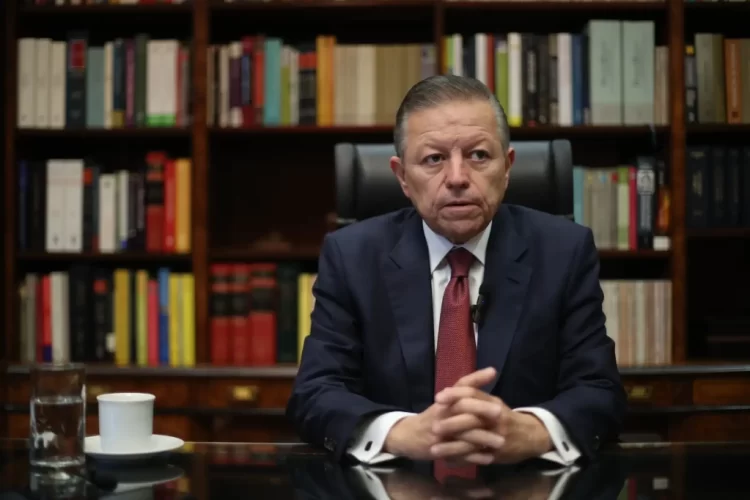 El TEPJF exonera a Arturo Zaldívar de presunto apoyo anticipado a Claudia Sheinbaum