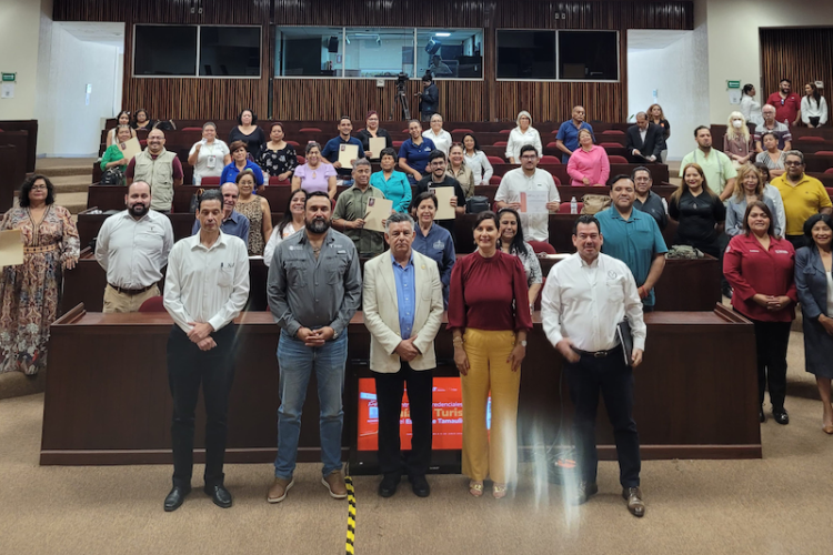 Certifica la UAT capacitación y actualización de guías turísticos