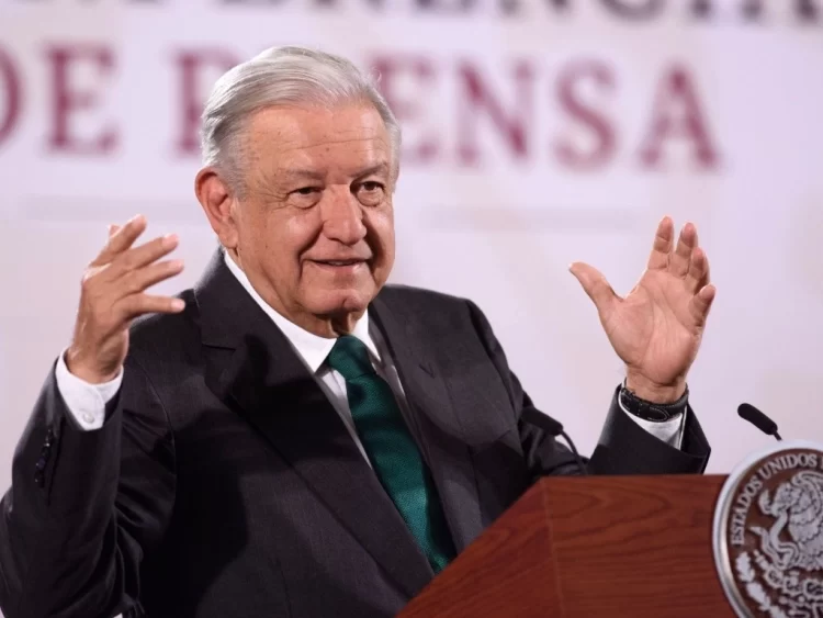 Balconea AMLO al Poder Judicial: Protege a 13 grandes contribuyentes que deben al fisco $130 mil millones