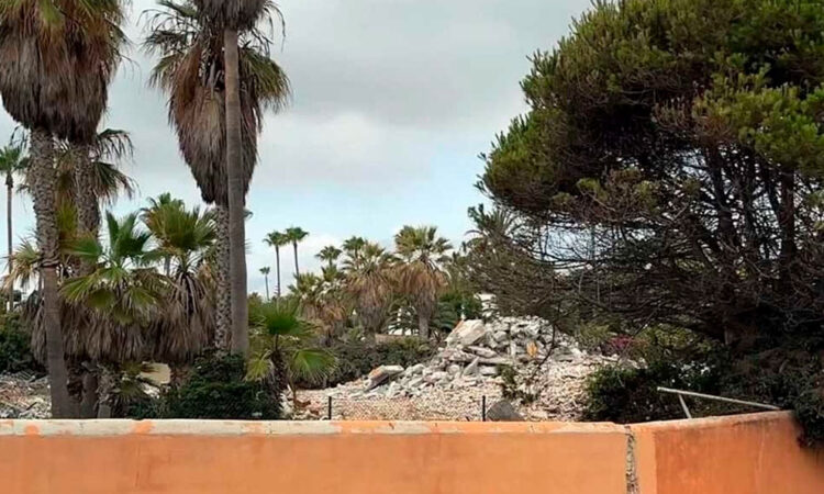 Demuelen casa de Antonio Banderas por ser obra ilegal