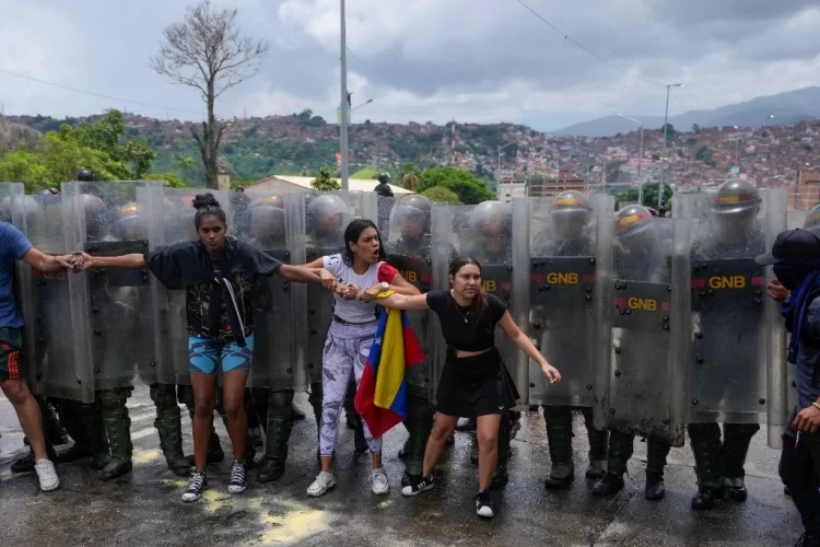 Denuncia Maduro nuevo intento de golpe de Estado tras elecciones en Venezuela