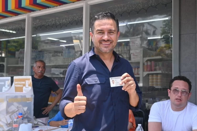 Gira juez orden de aprehensión en contra del senador electo del PAN Miguel Ángel Yunes