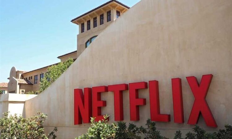 Cofundador de Netflix dona 7 millones de dólares a campaña de Kamala Harris