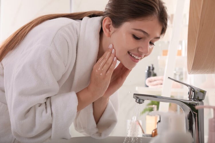 El Arte del Maquillaje Coreano: Belleza Natural y Fresca