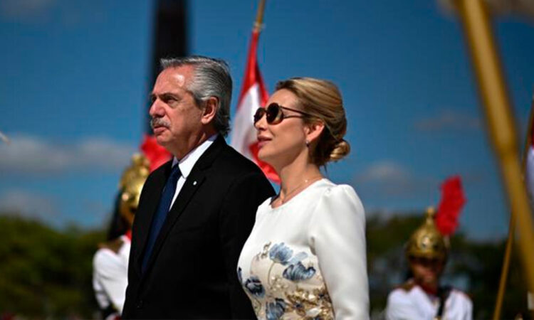 Revelan abusos de expresidente de Argentina
