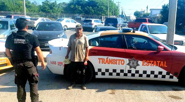 Auxilian a un hombre de Puebla extraviado en Santa Engracia; tenía 3 días sin comer