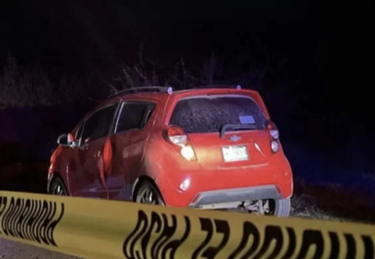 Hermano de ‘El Señor de los Cielos’ muere arrollado en Sinaloa cuando cambiaba una llanta a su Spark rojo